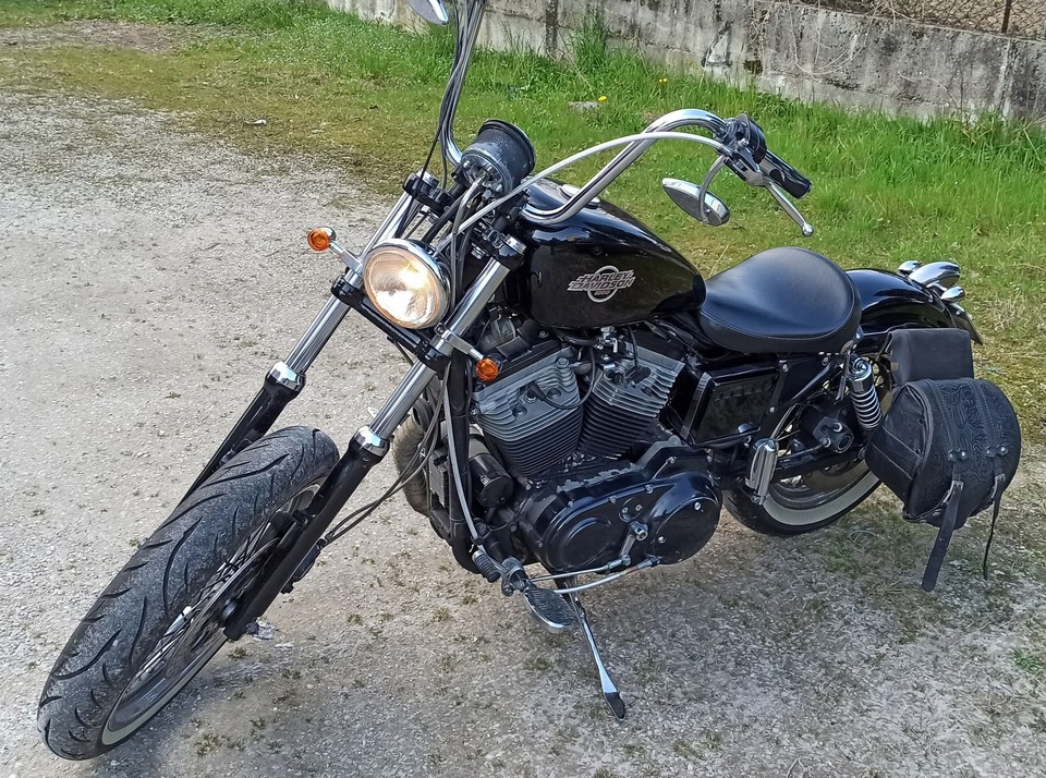Assicurazione riattivata. Da domani si torna in strada. Beh sì, me la son presa comoda... L'importante è andare!
